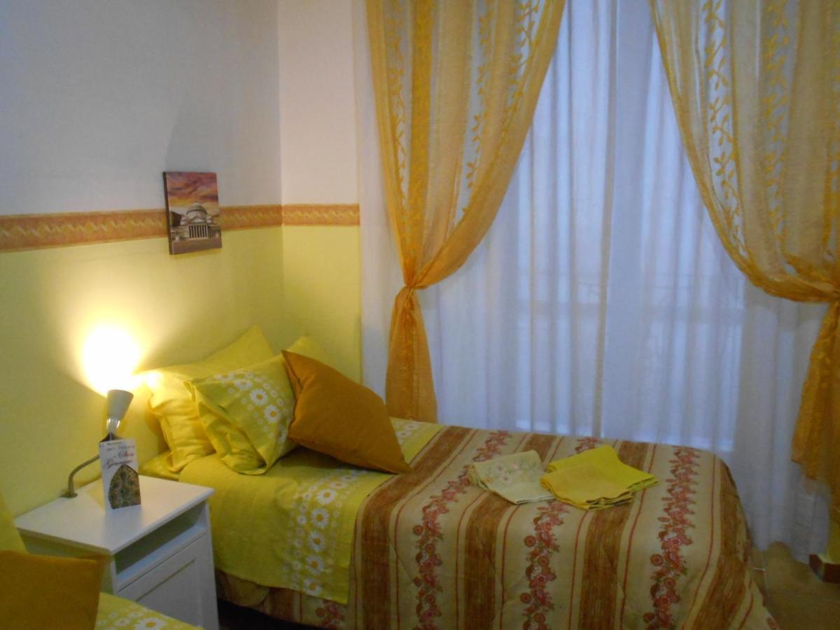 Robby'S House Bed & Breakfast วีโกเอเกวนเซ ภายนอก รูปภาพ