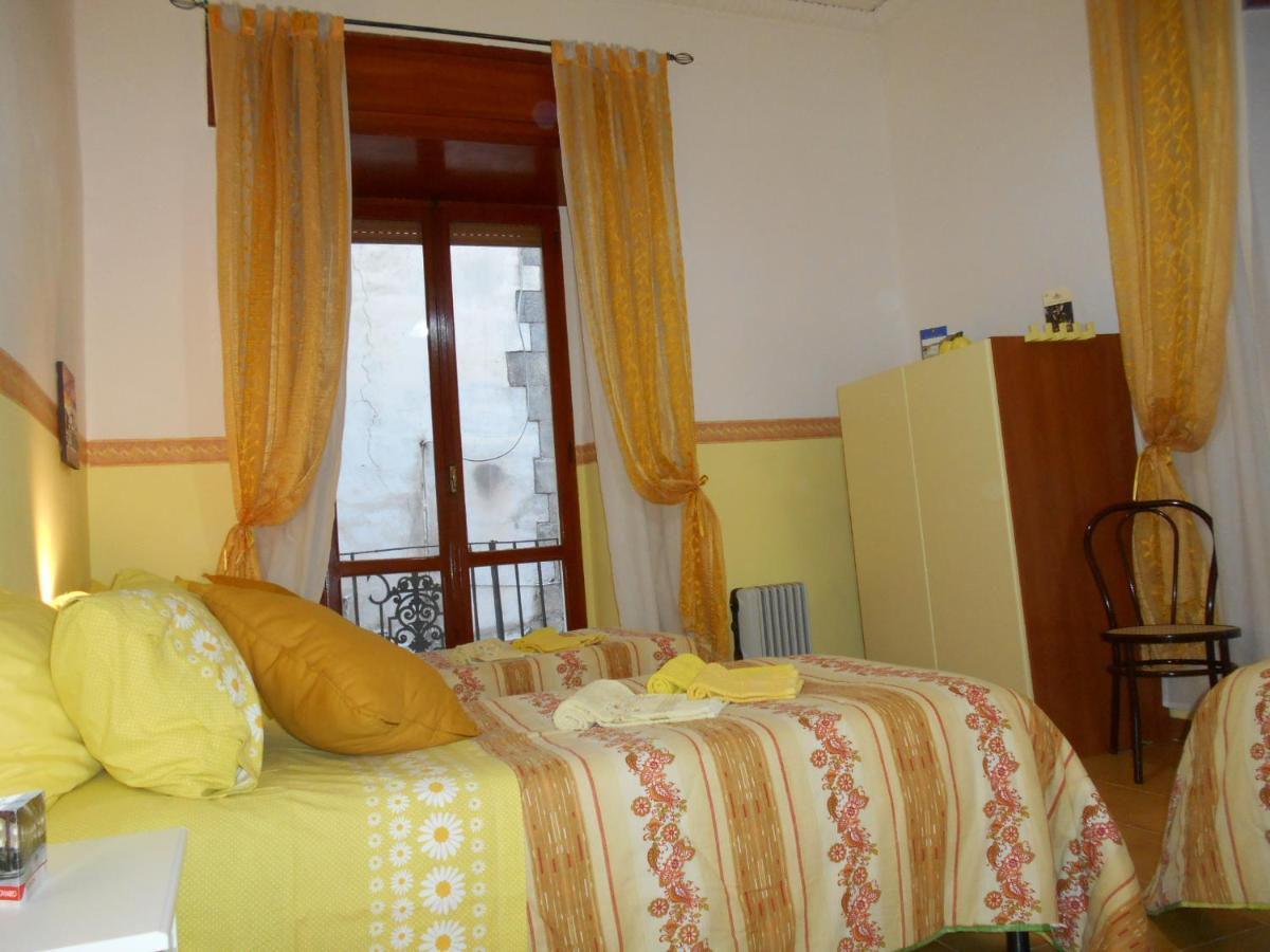 Robby'S House Bed & Breakfast วีโกเอเกวนเซ ภายนอก รูปภาพ