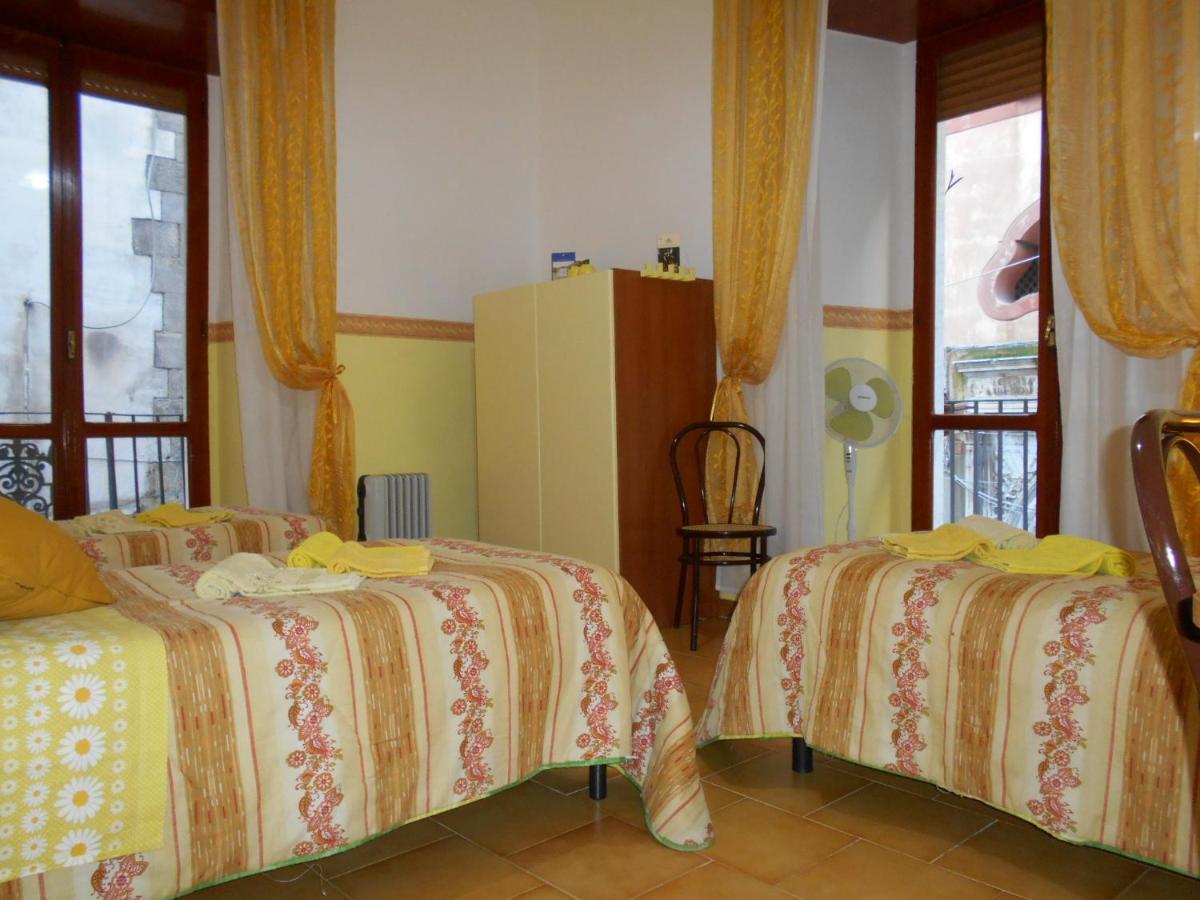 Robby'S House Bed & Breakfast วีโกเอเกวนเซ ภายนอก รูปภาพ